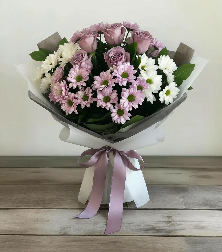 Букет цветов из: Хризантемы и Розы в Железногорске