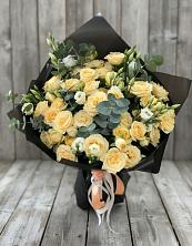 Букет цветов из:  Розы и Лизиантусы в Железногорске