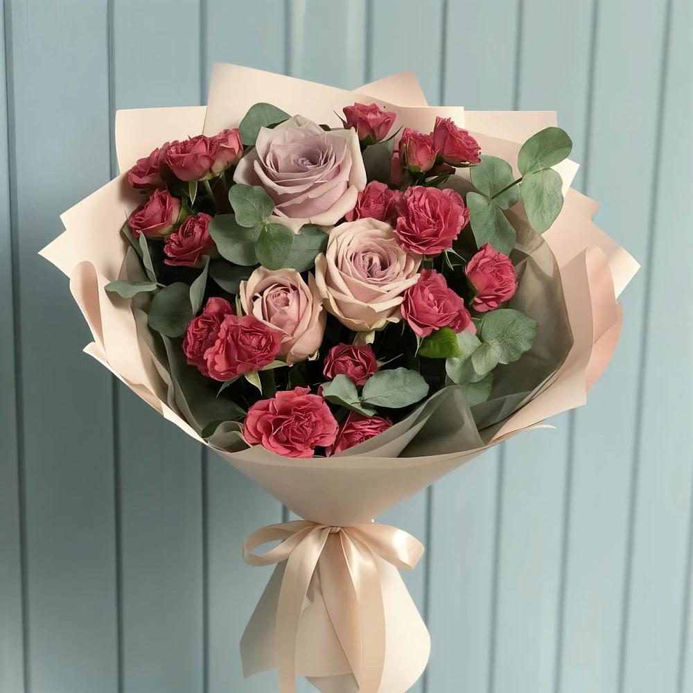 Букет цветов из: Гвоздики и Розы в Железногорске