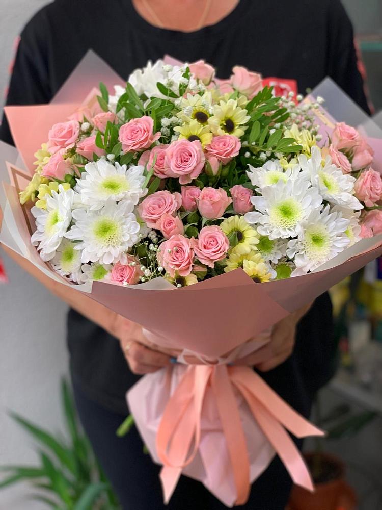 Букет цветов из: Розы и Хризантемы в Железногорске